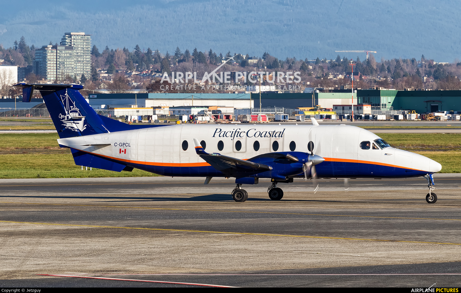 Pacific Coastal Airlines C-GPCL aircraft at Vancouver Intl, BC