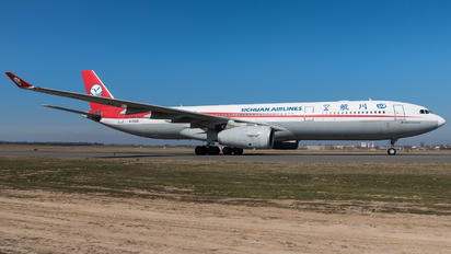 B-5945 - Sichuan Airlines  Airbus A330-300