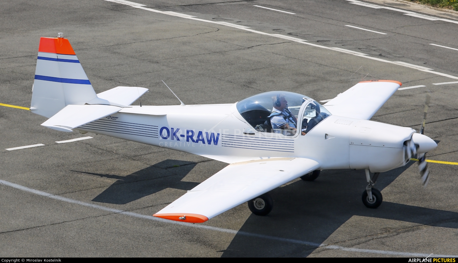 Private OK-RAW aircraft at Ostrava Mošnov