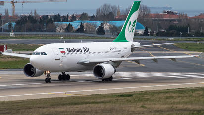EP-MMJ - Mahan Air Airbus A310