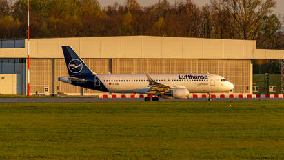 D-AIWE - Lufthansa Airbus A320