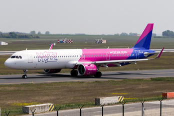 HA-LVB - Wizz Air Airbus A321 NEO
