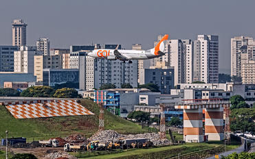PR-GGD - GOL Transportes Aéreos  Boeing 737-800