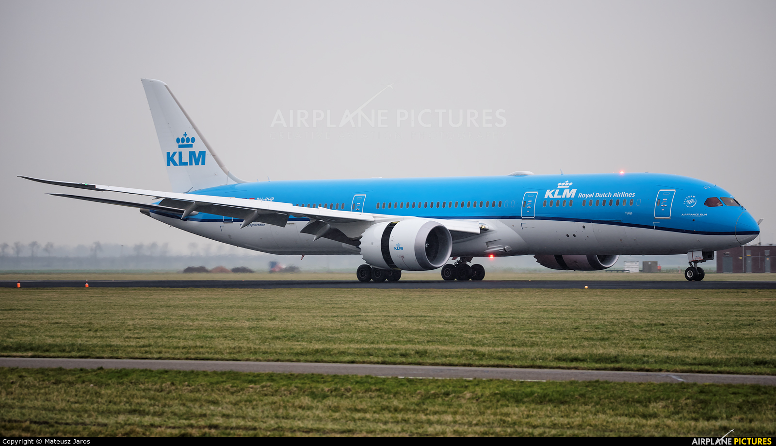 KLM PH-BHP aircraft at Amsterdam - Schiphol
