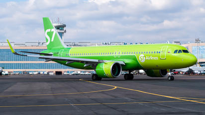 VQ-BRB - S7 Airlines Airbus A320 NEO