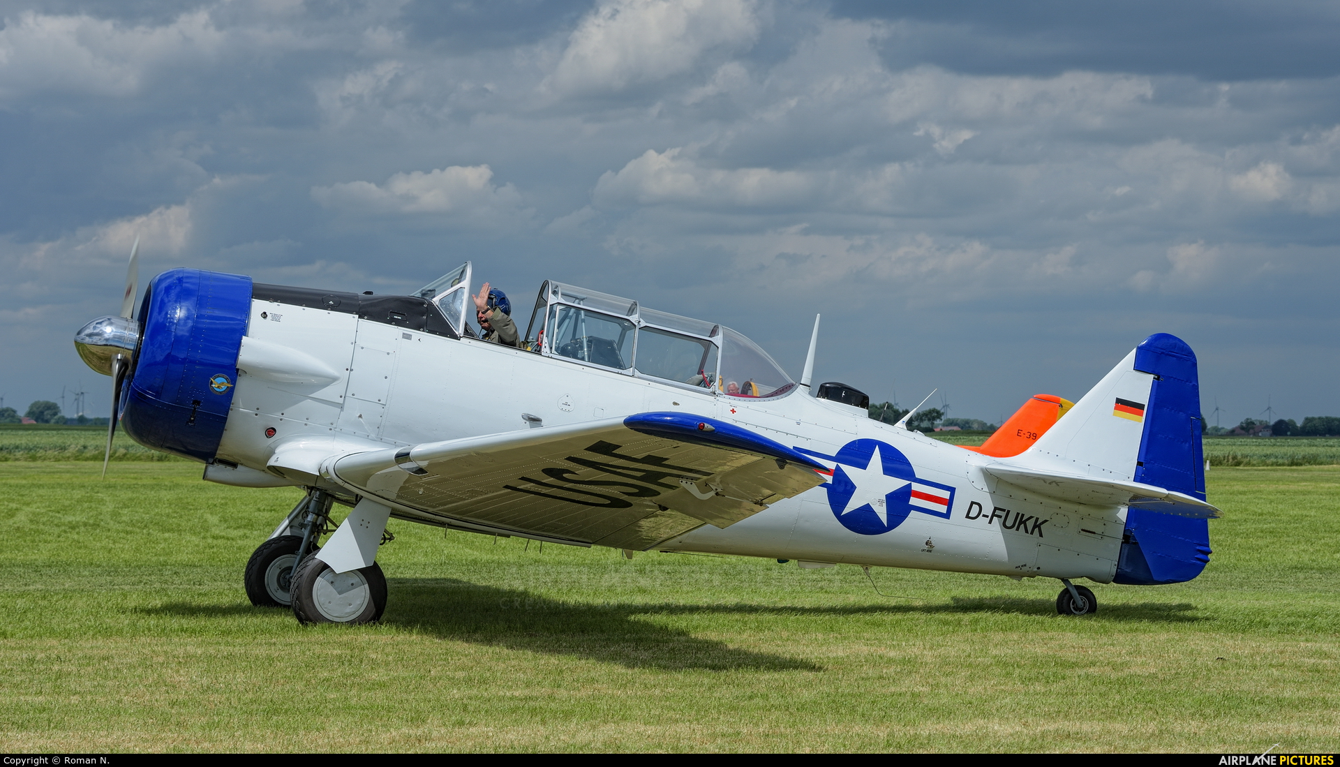Private D-FUKK aircraft at Oostwold