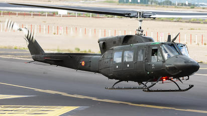 HU.18-15 - Spain - FAMET Agusta / Agusta-Bell AB 212