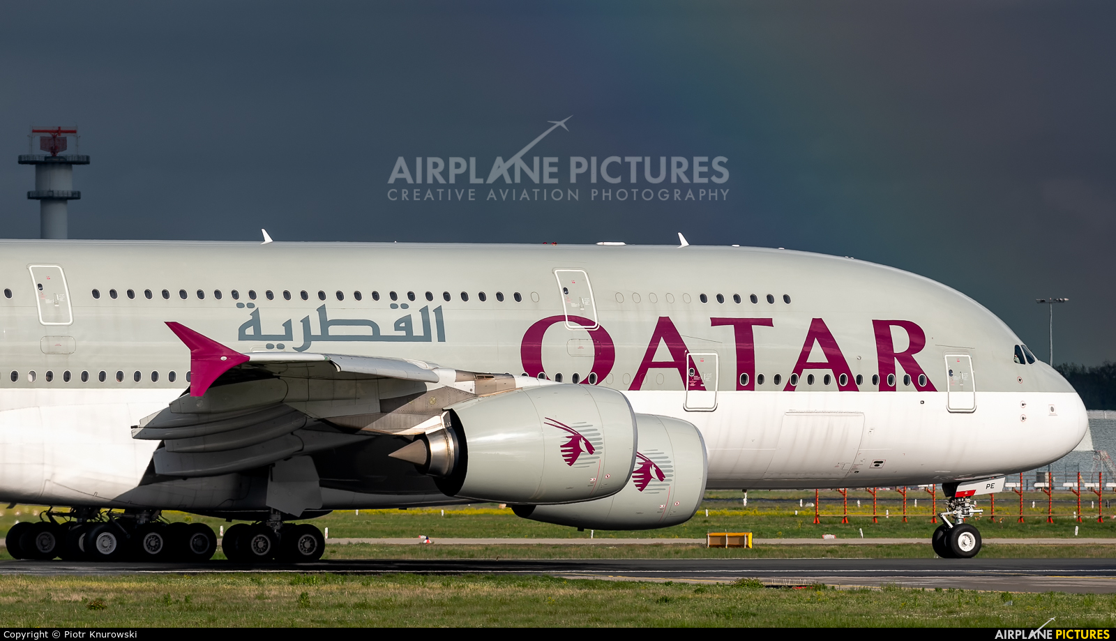 Qatar Airways A7-APE aircraft at Frankfurt