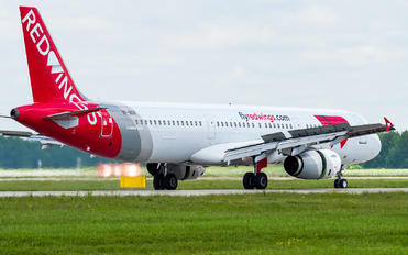 VP-BER - Red Wings Airbus A321