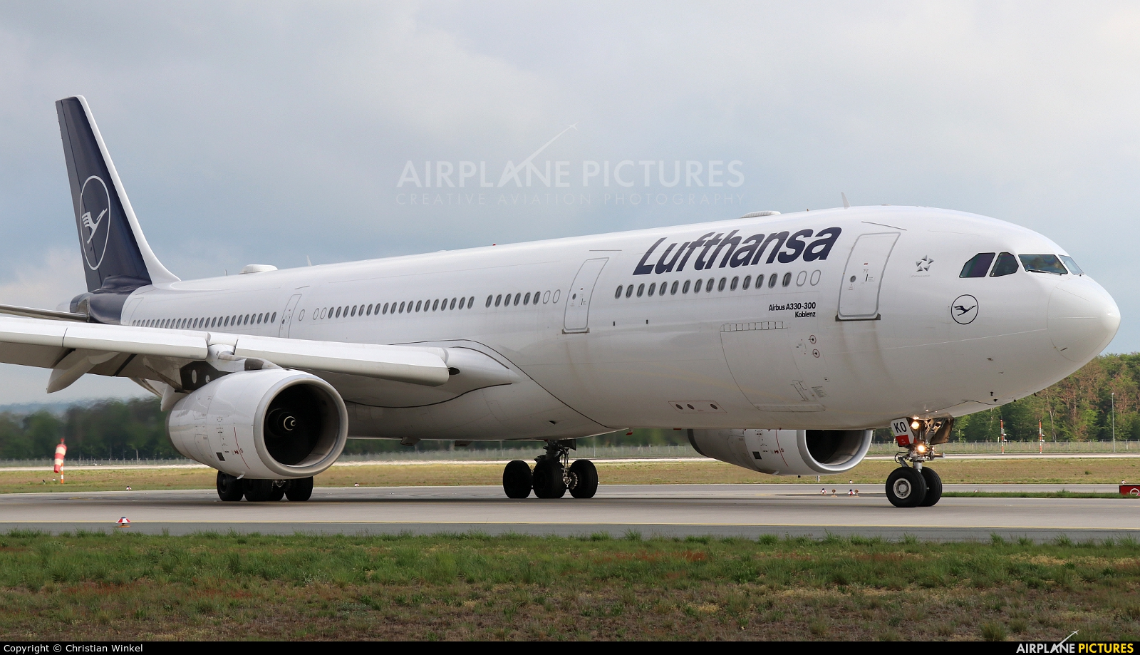 Lufthansa D-AIKO aircraft at Frankfurt