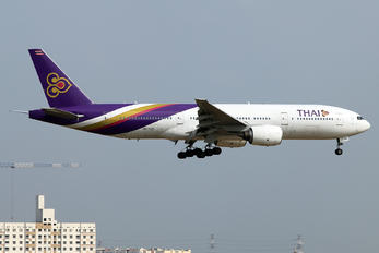 HS-TJG - Thai Airways Boeing 777-200