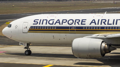 9V-SRQ - Singapore Airlines Boeing 777-200ER