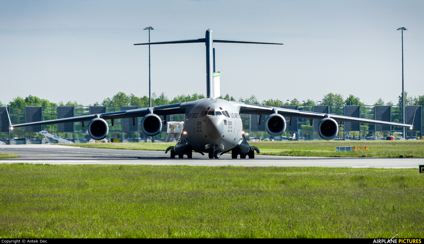USA - Air Force 10-0219 aircraft at Wrocław - Copernicus