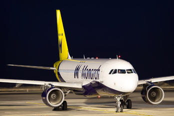 G-ZBAU - Monarch Airlines Airbus A320