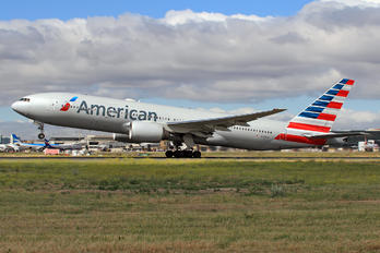 N798AN - American Airlines Boeing 777-200ER