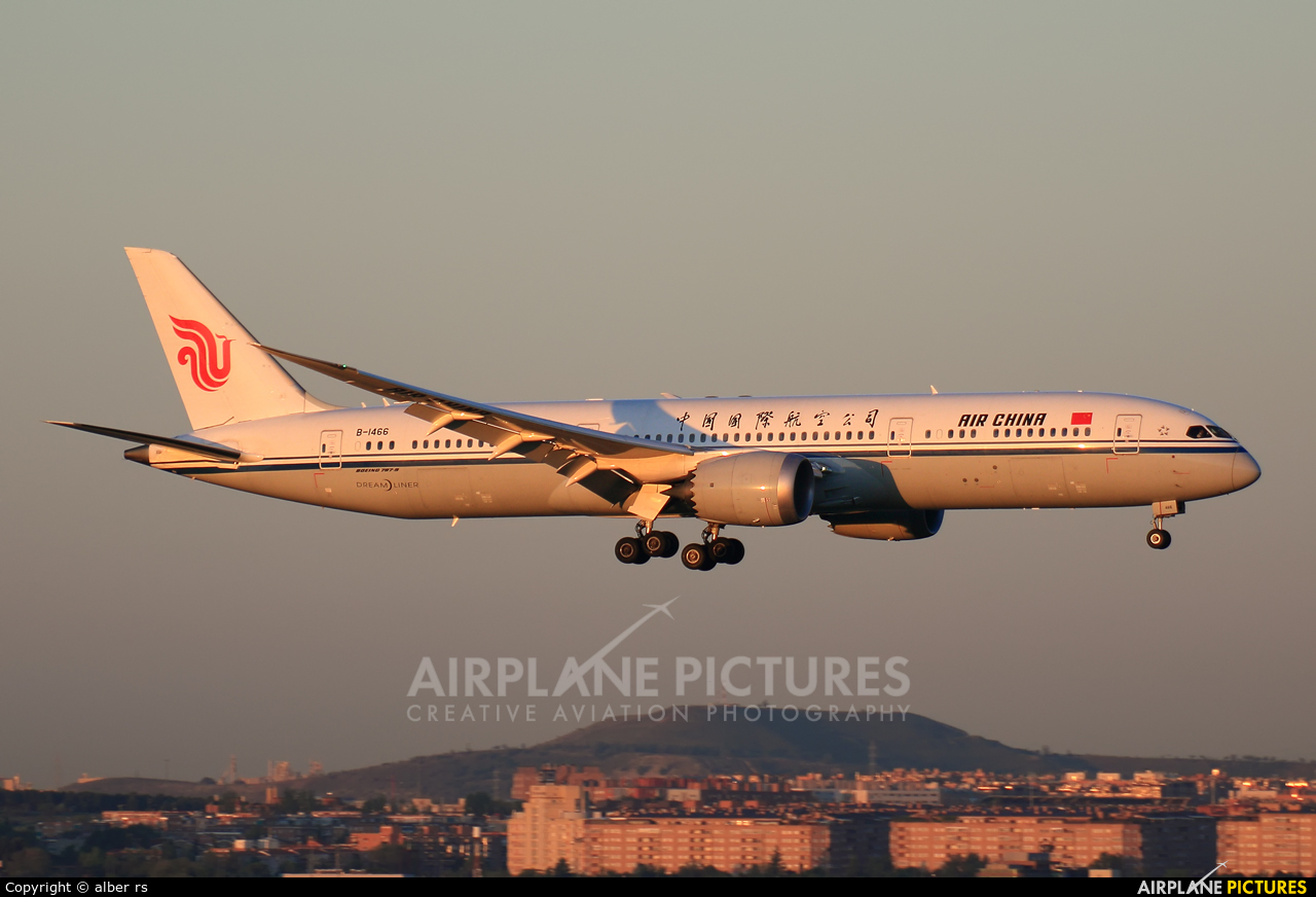 Air China B-1466 aircraft at Madrid - Barajas
