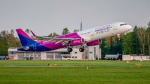 HA-LXF - Wizz Air Airbus A321 aircraft
