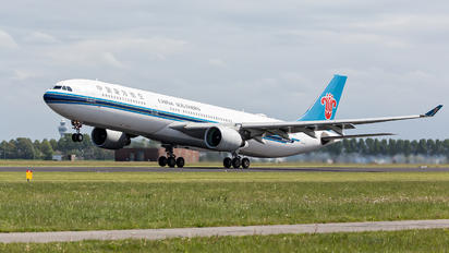 B-5965 - China Southern Airlines Airbus A330-300