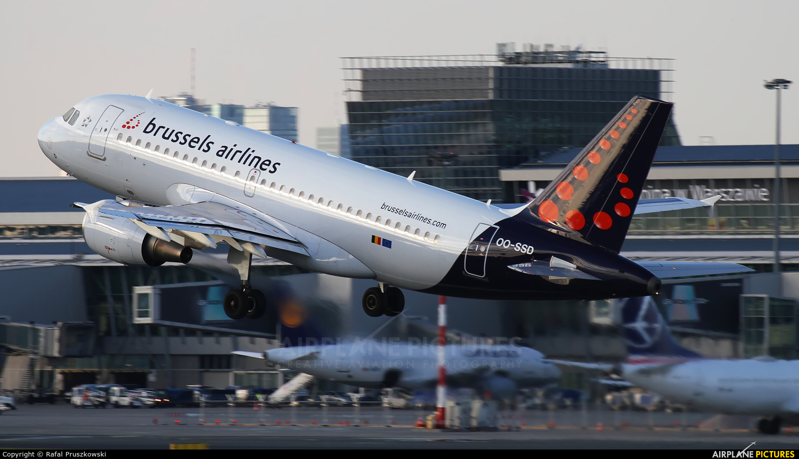 Brussels Airlines OO-SSD aircraft at Warsaw - Frederic Chopin