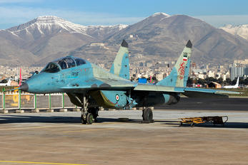 3-6305 - Iran - Islamic Republic Air Force Mikoyan-Gurevich MiG-29UB