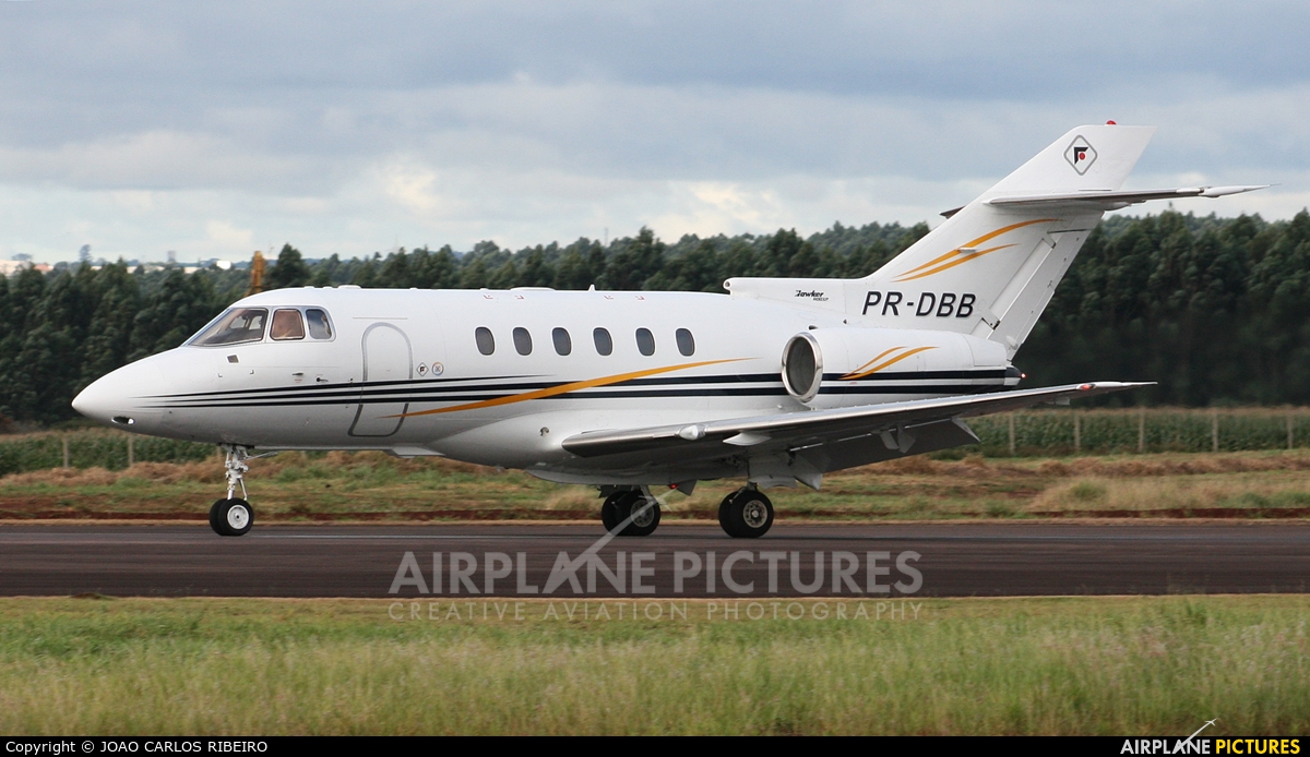 Private PR-DBB aircraft at Municipal Airport Cascavel