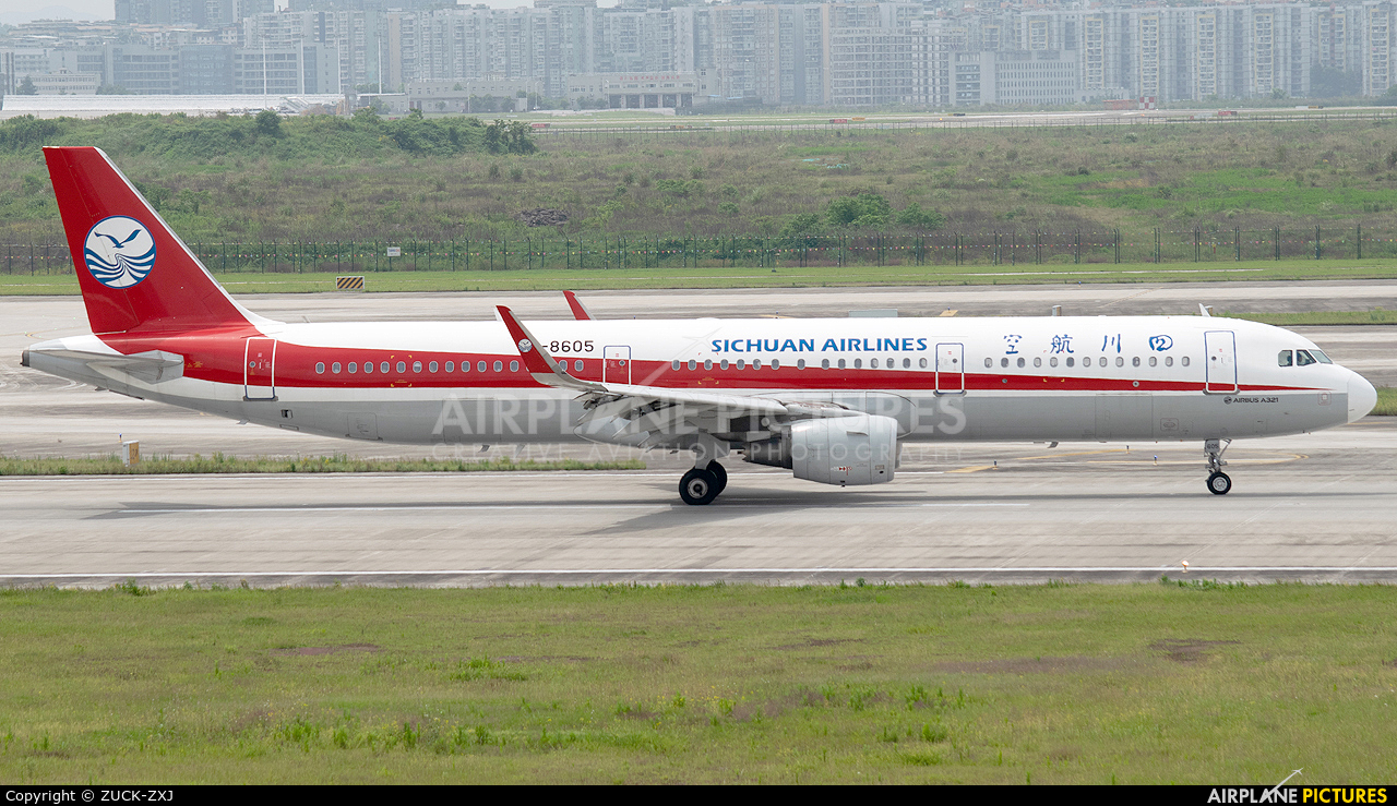 Sichuan Airlines  ZUCK aircraft at Chongqing Jiangbei Intl