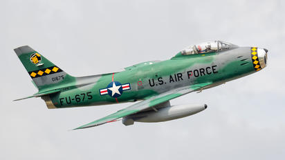 FU-675 - Privajet North American F-86 Sabre