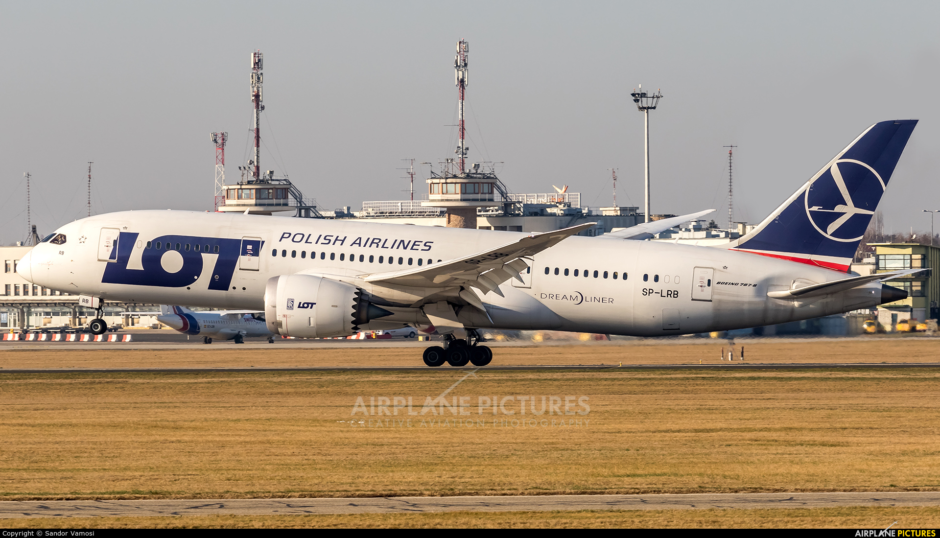LOT - Polish Airlines SP-LRB aircraft at Budapest Ferenc Liszt International Airport