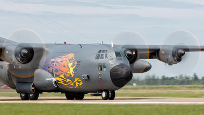 61-PM - France - Air Force Lockheed C-130H Hercules