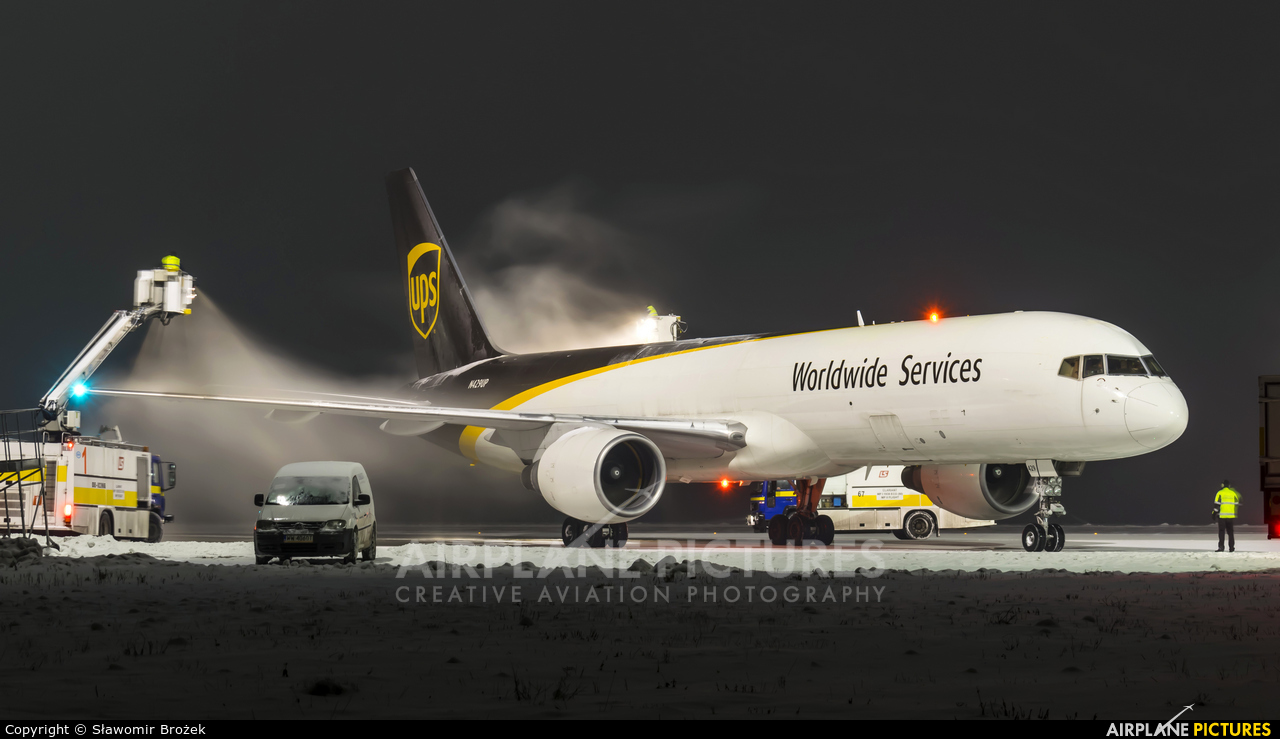 UPS - United Parcel Service N429UP aircraft at Katowice - Pyrzowice