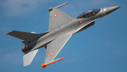 E-011 - Denmark - Air Force General Dynamics F-16AM Fighting Falcon