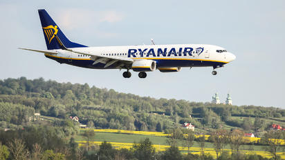 SP-RSF - Ryanair Boeing 737-800