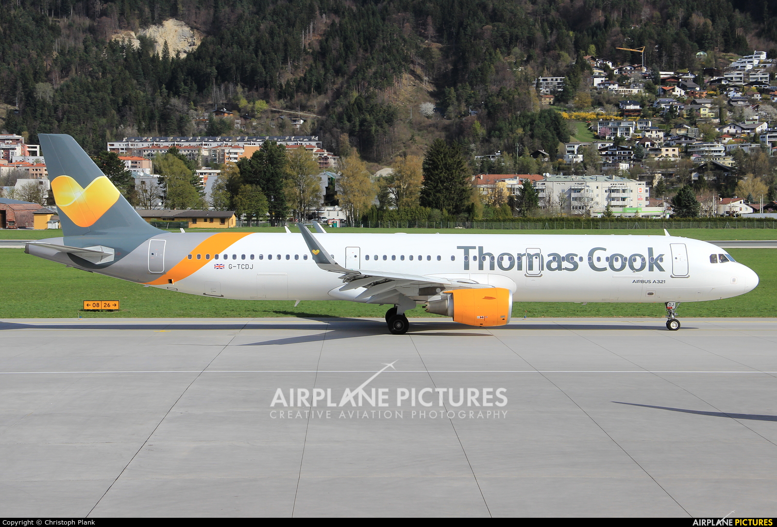 Thomas Cook G-TCDJ aircraft at Innsbruck