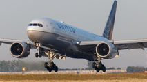 N783UA - United Airlines Boeing 777-200ER aircraft
