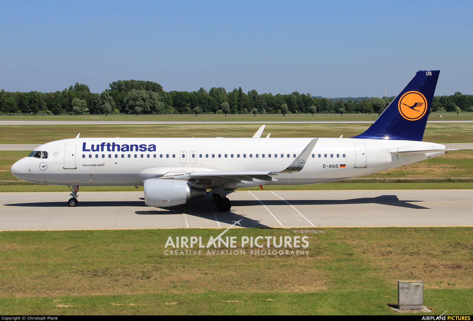 Lufthansa D-AIUS aircraft at Munich