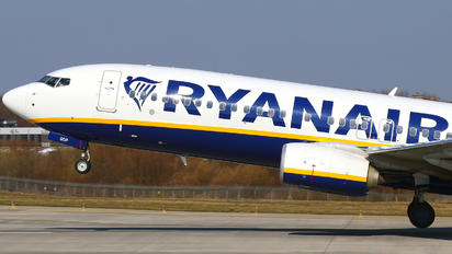 EI-GDP - Ryanair Boeing 737-800