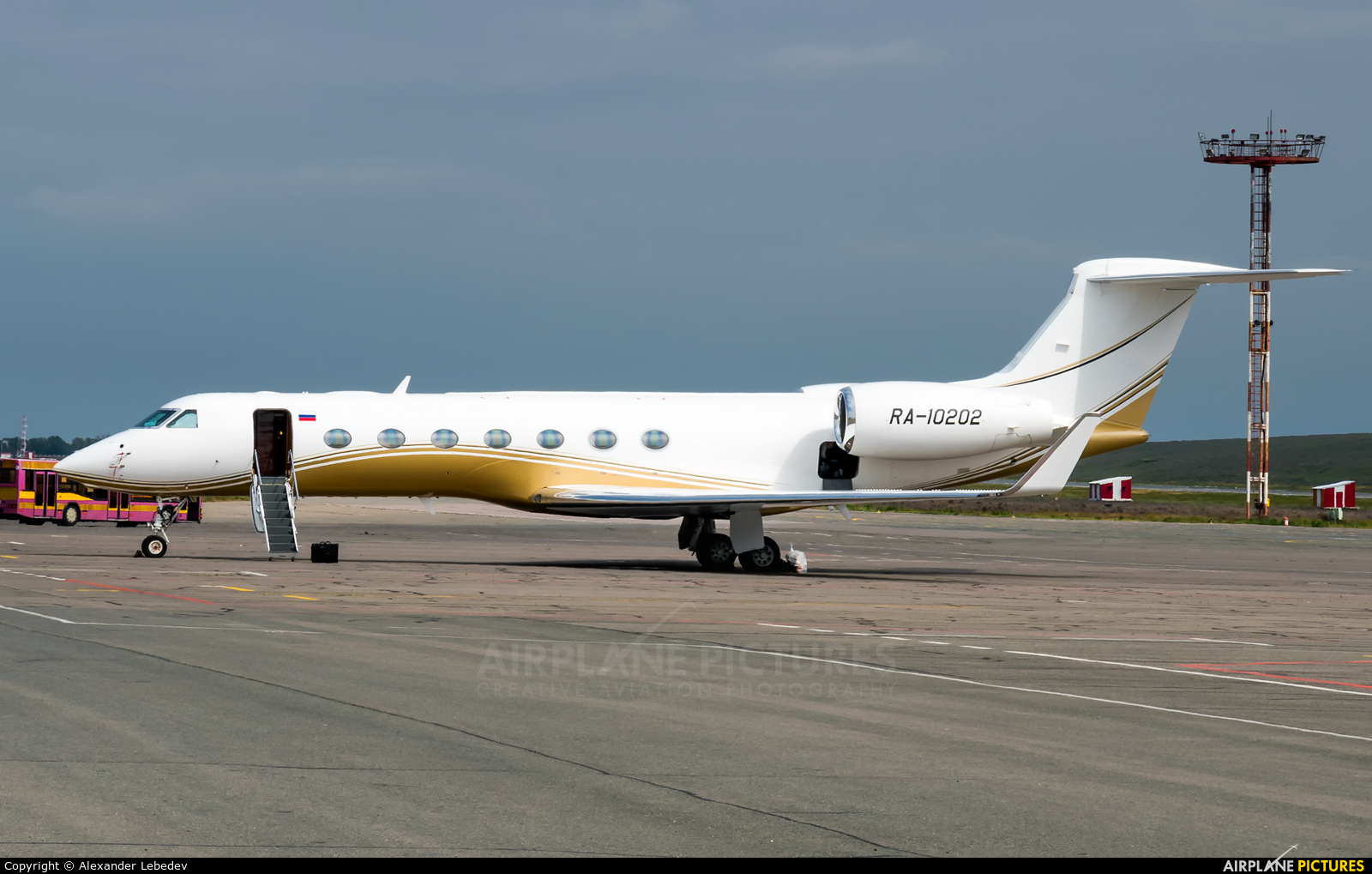 RA-10202 - Private Gulfstream Aerospace G-V, G-V-SP, G500, G550 at ...