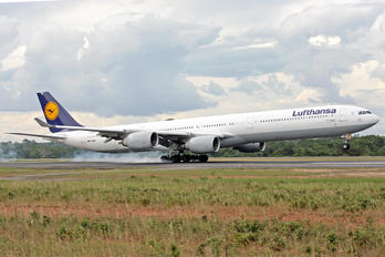 D-AIHD - Lufthansa Airbus A340-600