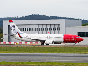EI-FJA - Norwegian Air International Boeing 737-800