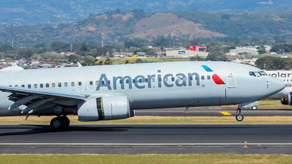 N907AN - American Airlines Boeing 737-800