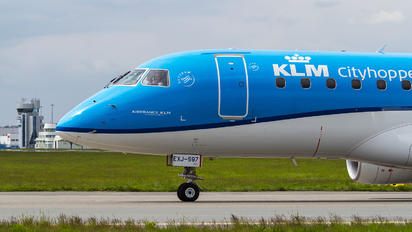 PH-EXJ - KLM Cityhopper Embraer ERJ-175 (170-200)