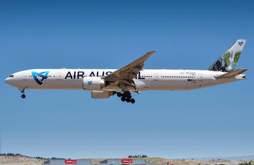 F-OLRE - Air Austral Boeing 777-300ER