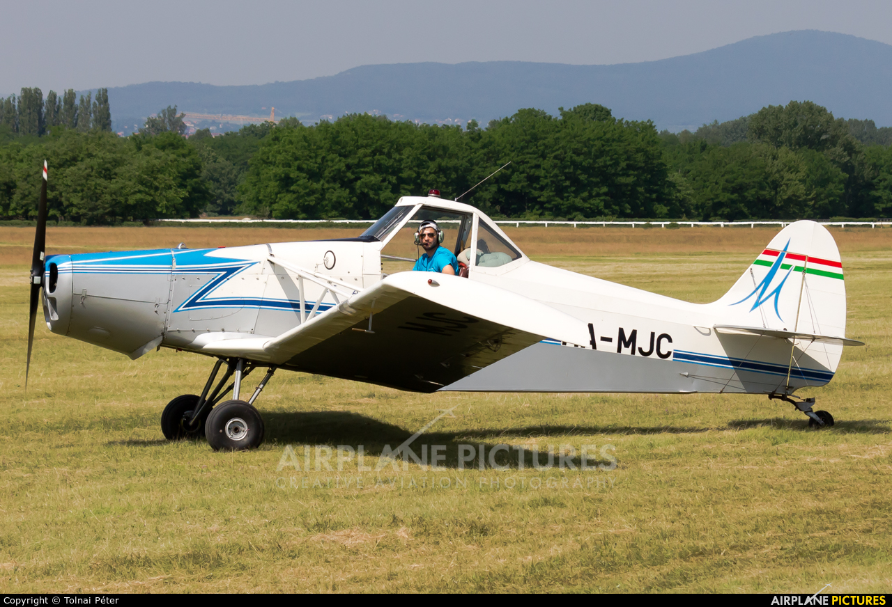 Malév Aero Club HA-MJC aircraft at Dunakeszi
