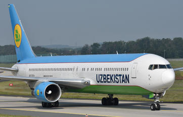 UK67004 - Uzbekistan Airways Boeing 767-300ER