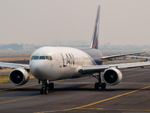 CC-CXK - LAN Airlines Boeing 767-300ER