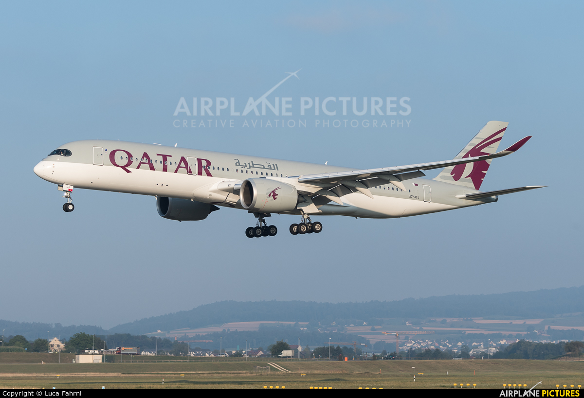 Qatar Airways A7-ALJ aircraft at Zurich