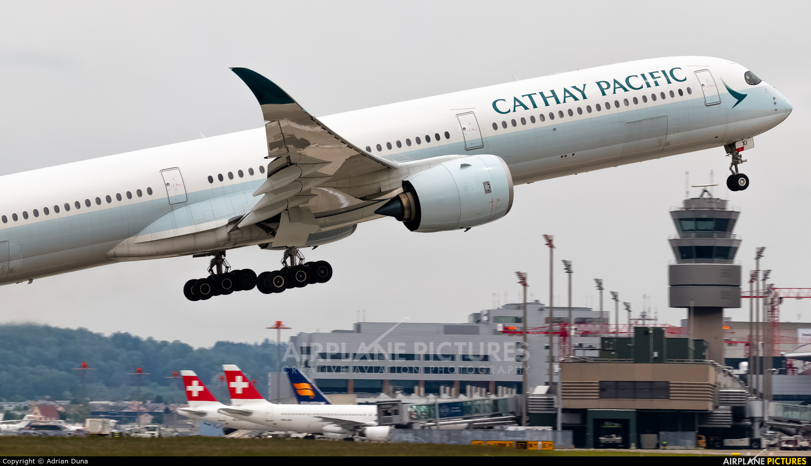 Cathay Pacific B-LXI aircraft at Zurich