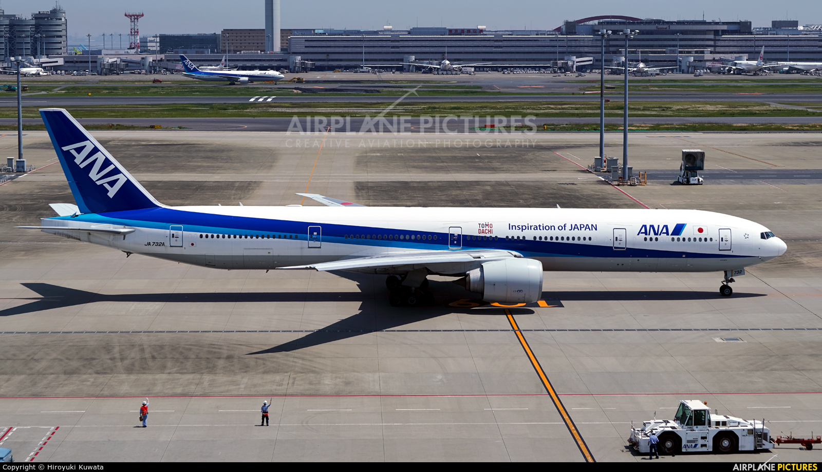 ANA - All Nippon Airways JA732A aircraft at Tokyo - Haneda Intl