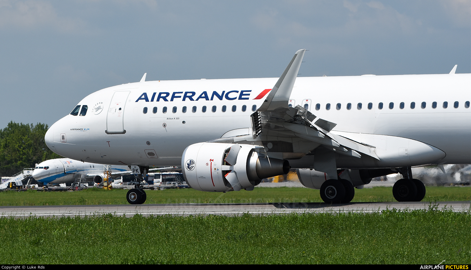 Air France F-HEPK aircraft at Bucharest - Henri Coandă