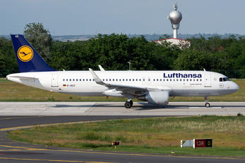 D-AIUZ - Lufthansa Airbus A320